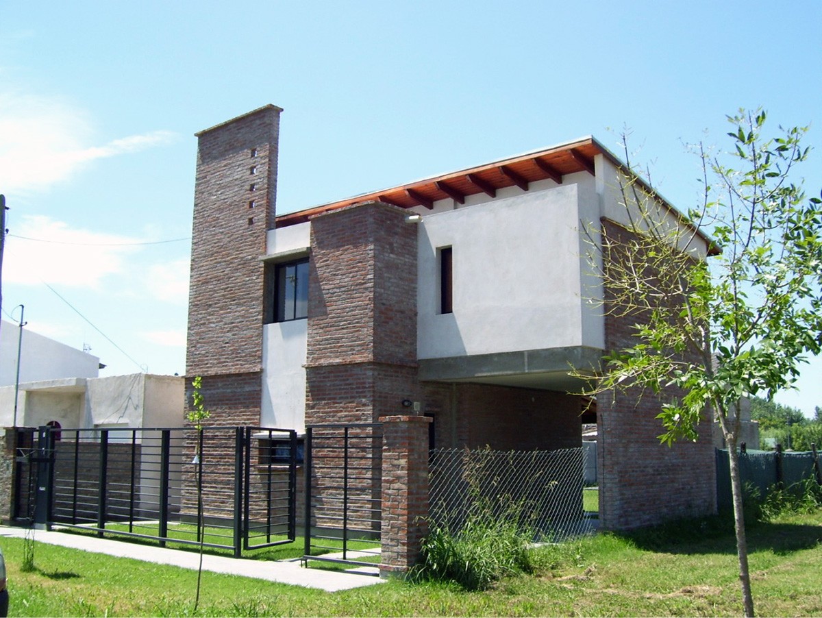 Casa Monzón
